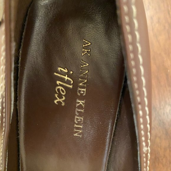 Anne Klein iFlex Brown heels - Picture 4 of 6